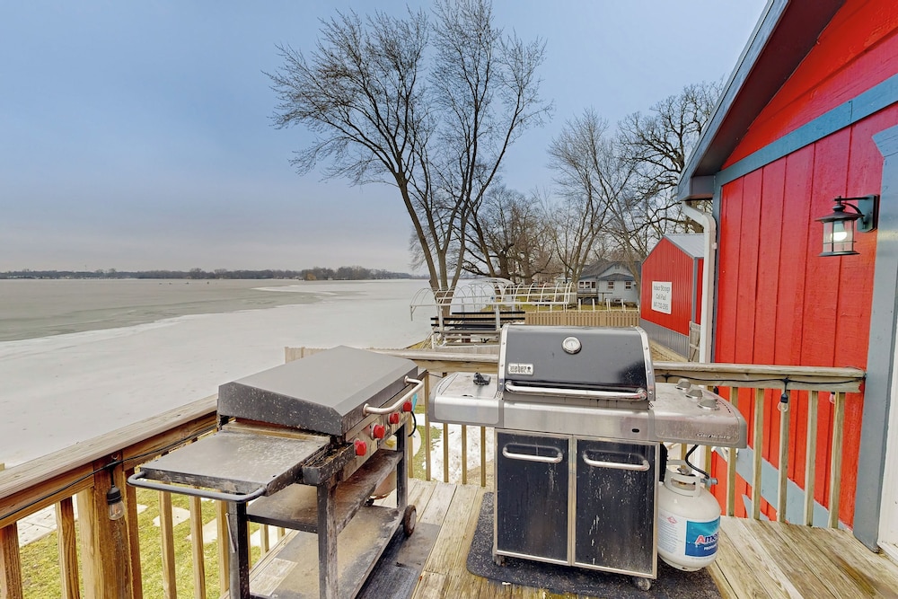 Lakefront Home w/ Fire Pit on Lake Marie