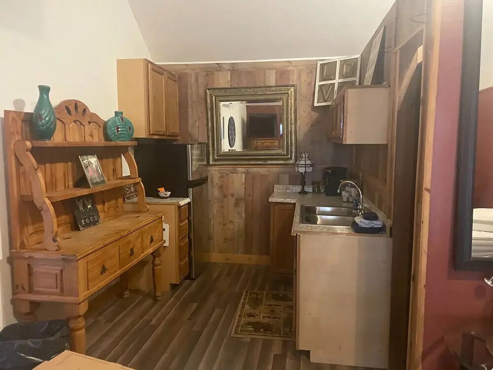 Smoky View Cottages & RV Resorts