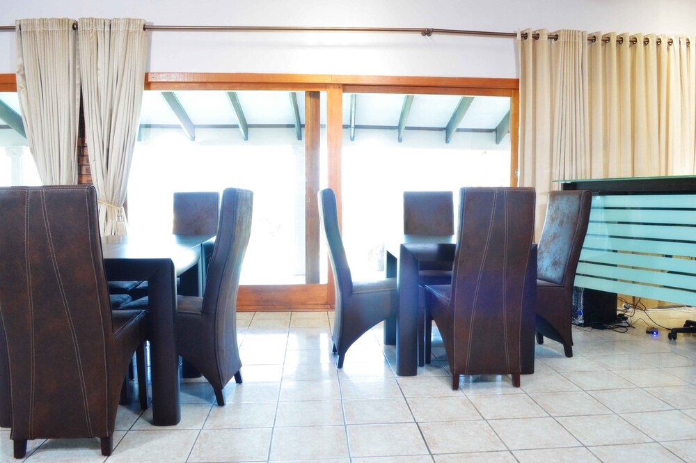 Empoza Seaview Guesthouse