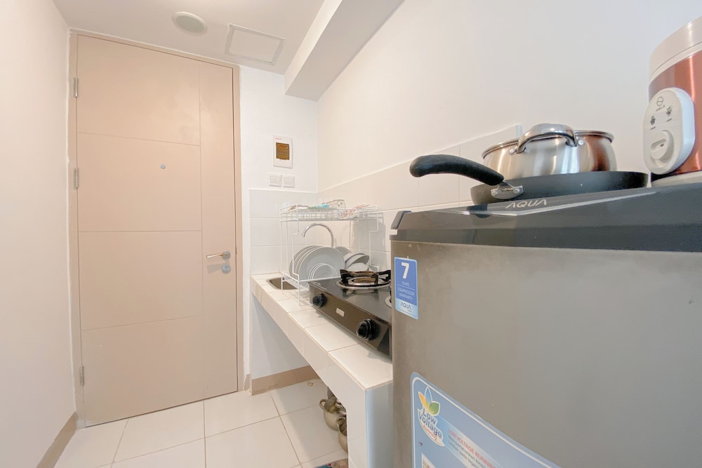 Restful And Simply Studio At Tokyo Riverside Pik 2 Apartment
