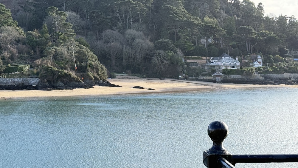 The Cabin in Salcombe view 2