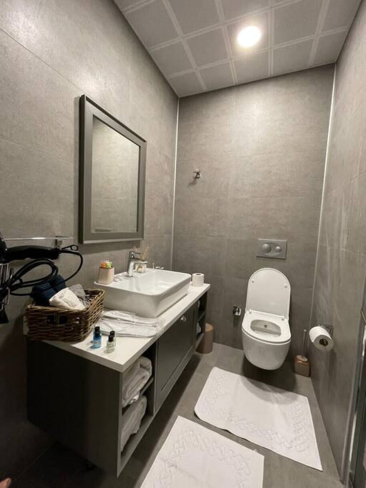 Special 2 1 Suite Apartment Near Mall of Istanbul