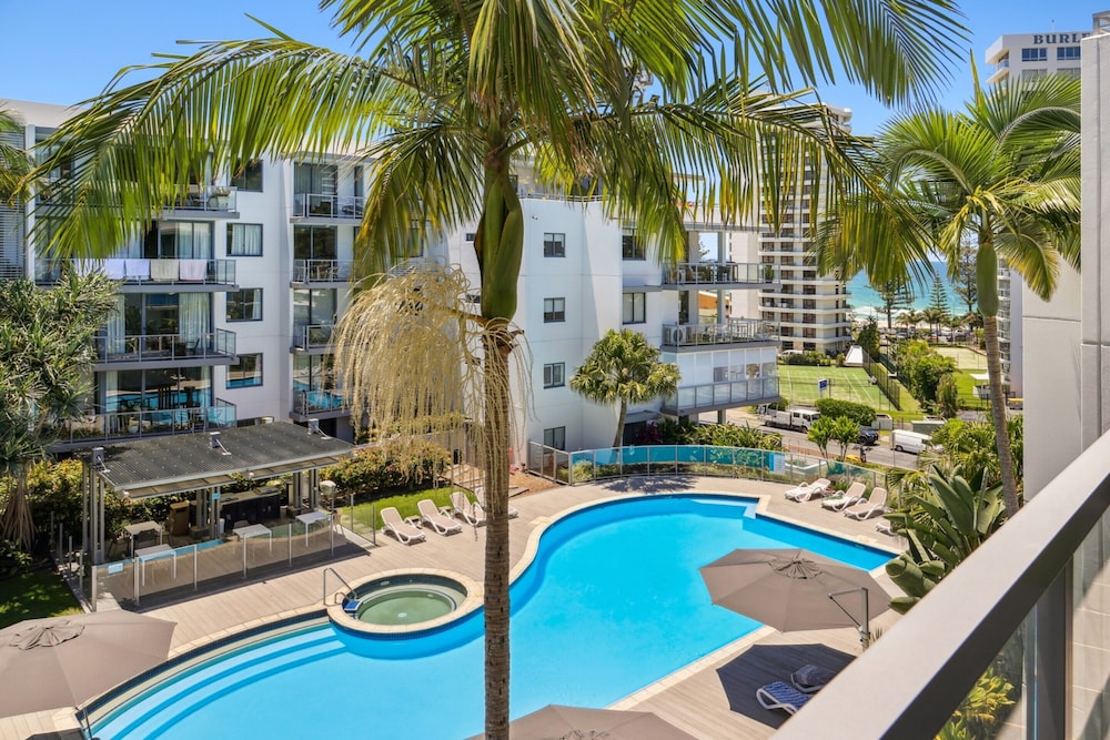 Coastal Escape Steps to Beach Full Resort Living