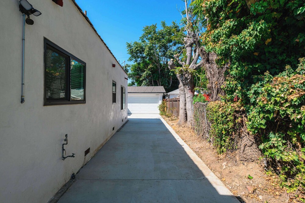 Family Friendly Retreat w Luxury Amenities