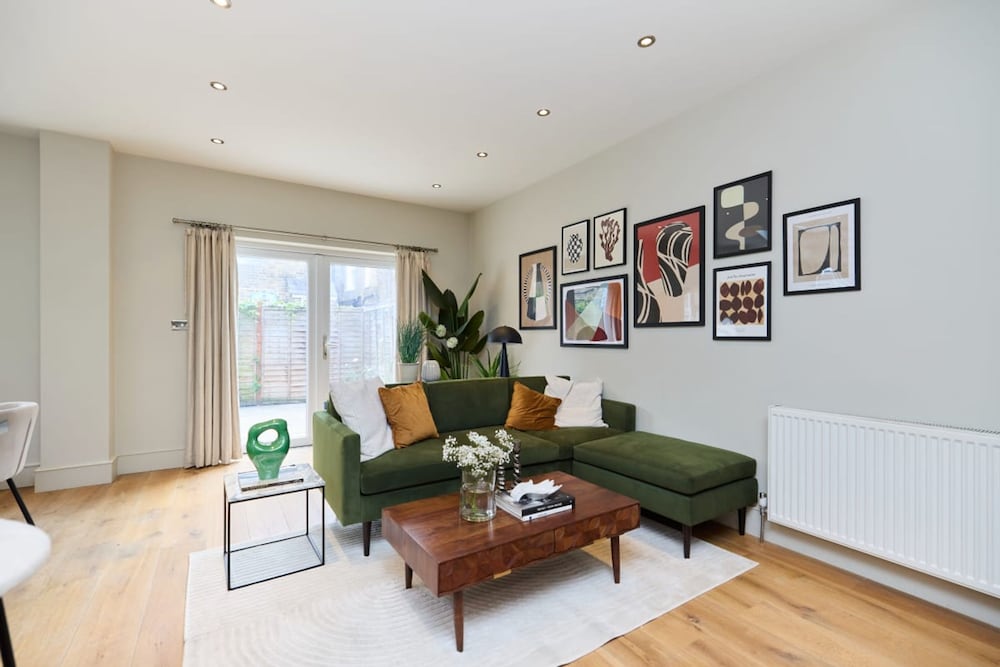 The Fulham Wharf - Glamorous 2bdr Flat With Garden