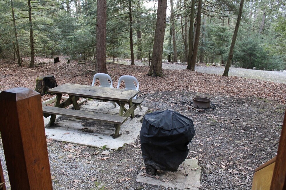 Hominy Ridge Cabins and Gift Shop