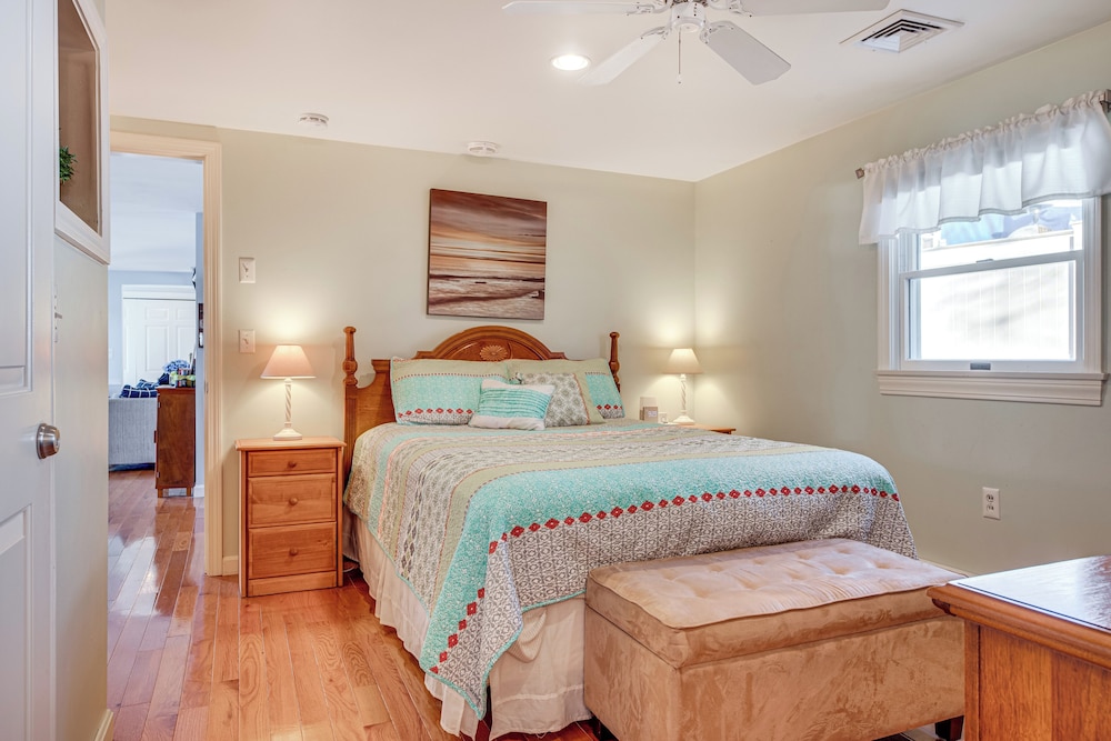 Lakefront Milton Home w/ Dock & Private Beach