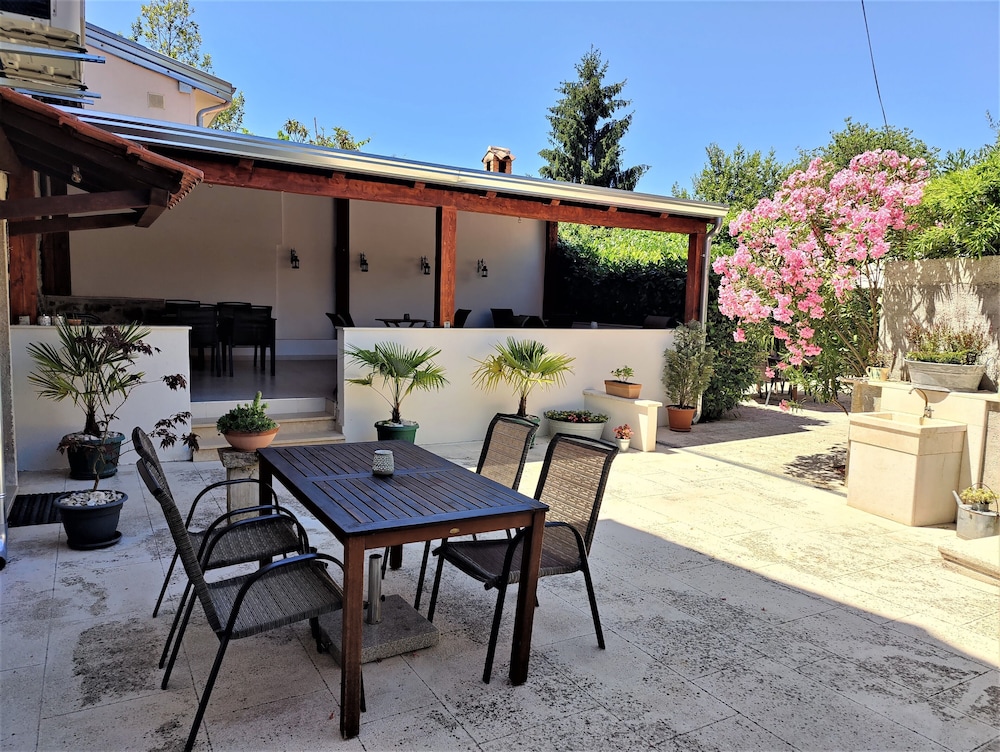 Porec Vacations - Castello Gulich - Property Image 4