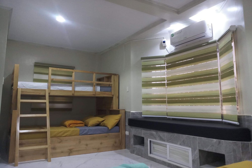 Michael's Homestay - Farm Villa near Patar Beach & Bolinao Falls