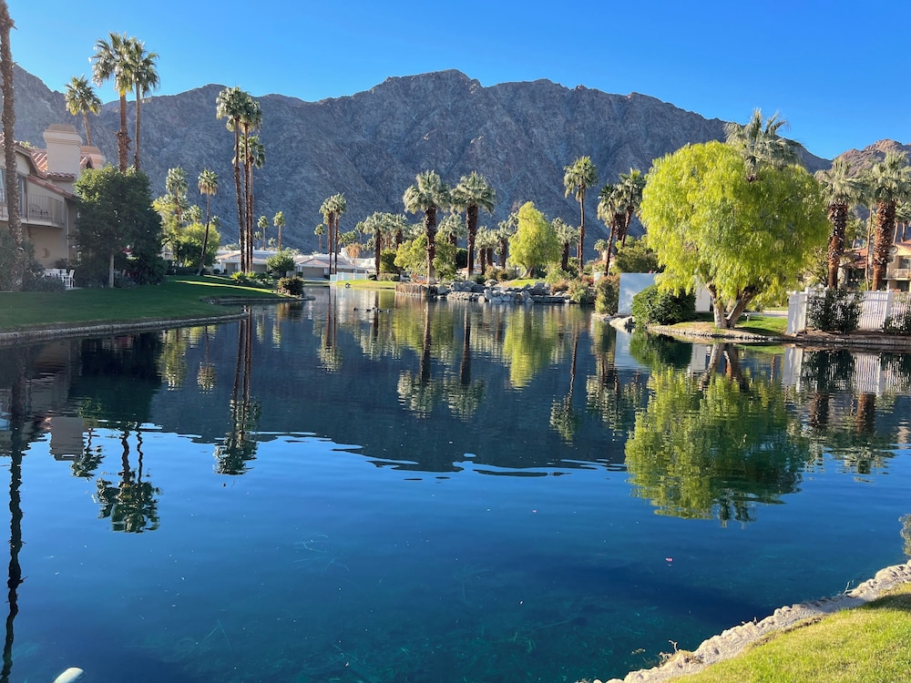 PGA West 3 Bedroom Suite Mountain View