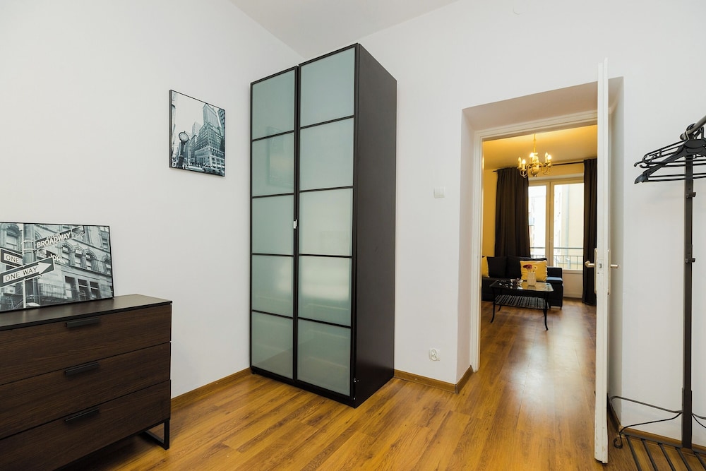 ShortStayPoland Sandomierska B157 view 5