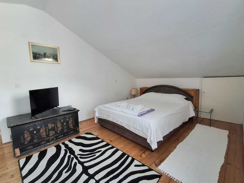 Apartments Andjus