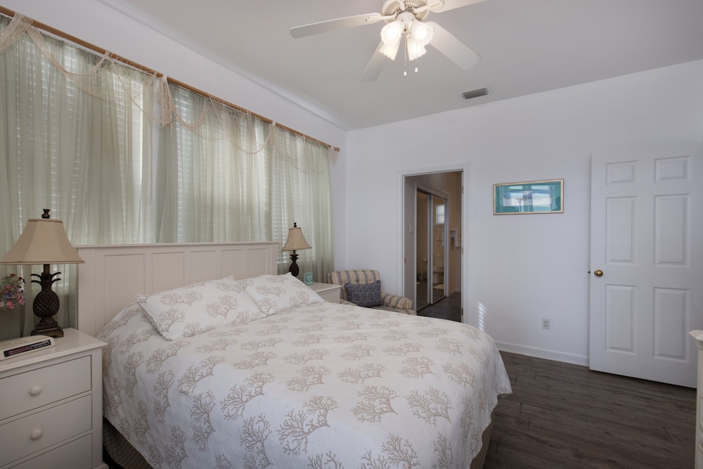 Simple Pleasures - Nothing Between You And The Water But Sugar White Sand! 3 Bedroom Home by RedAwning view 4