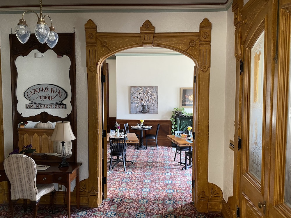 The Kalamazoo House Downtown Hotel & Suites