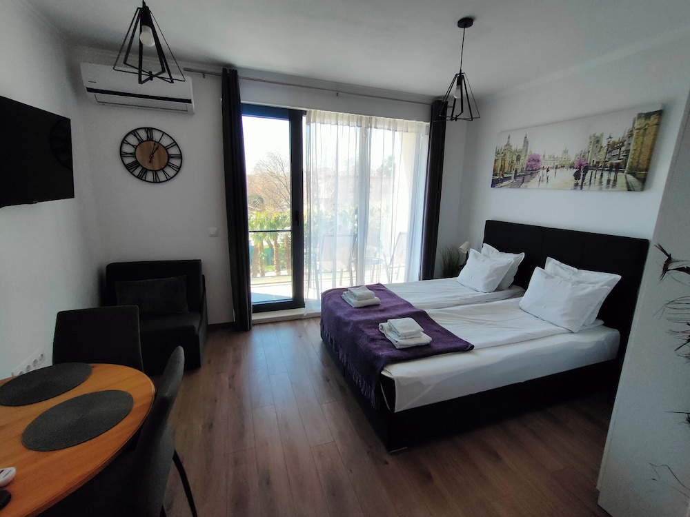 One room apartment