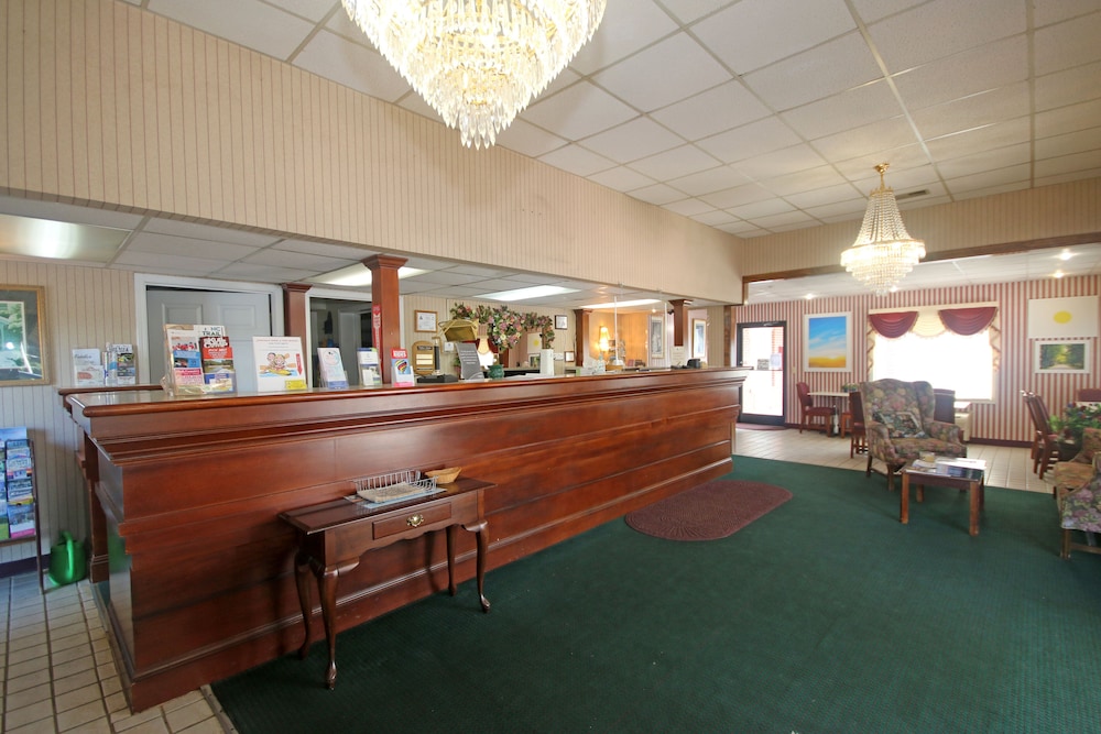Hamilton Inn Jonesville NC view 3