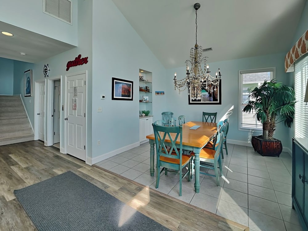 Clamalot by Topsail Realty