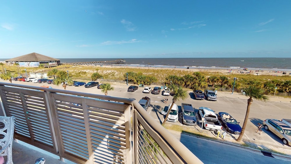 Sandpiper 2 by Tybee Vacation Rentals