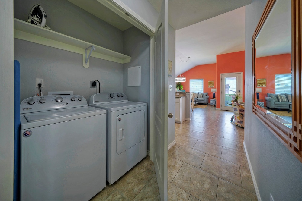 Laid Back Lime by Avantstay Near Beach w Pool Complimentary Pool Warmer