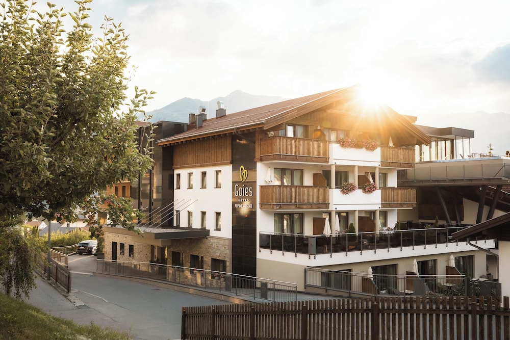 Alpine Hotel Resort Goies