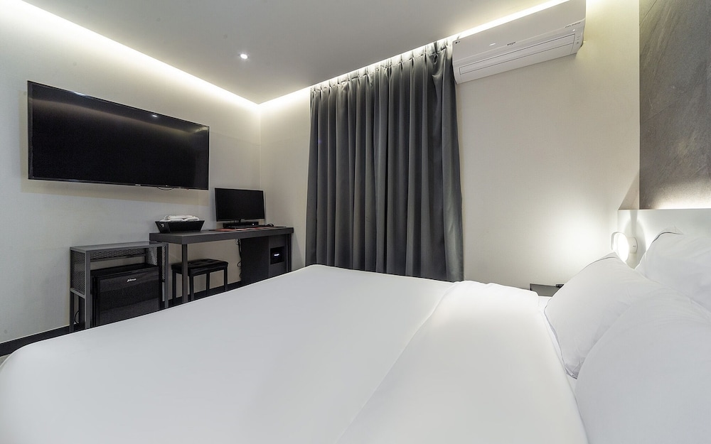 Jeonju Junghwasandong Hotel Star view 5