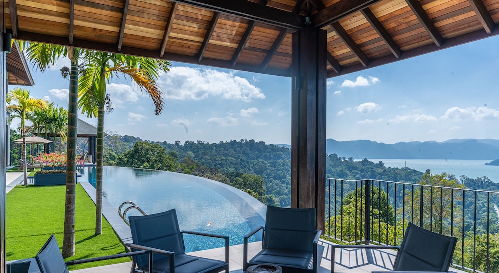 Villa Vista - Ultra-Luxury Private Villa