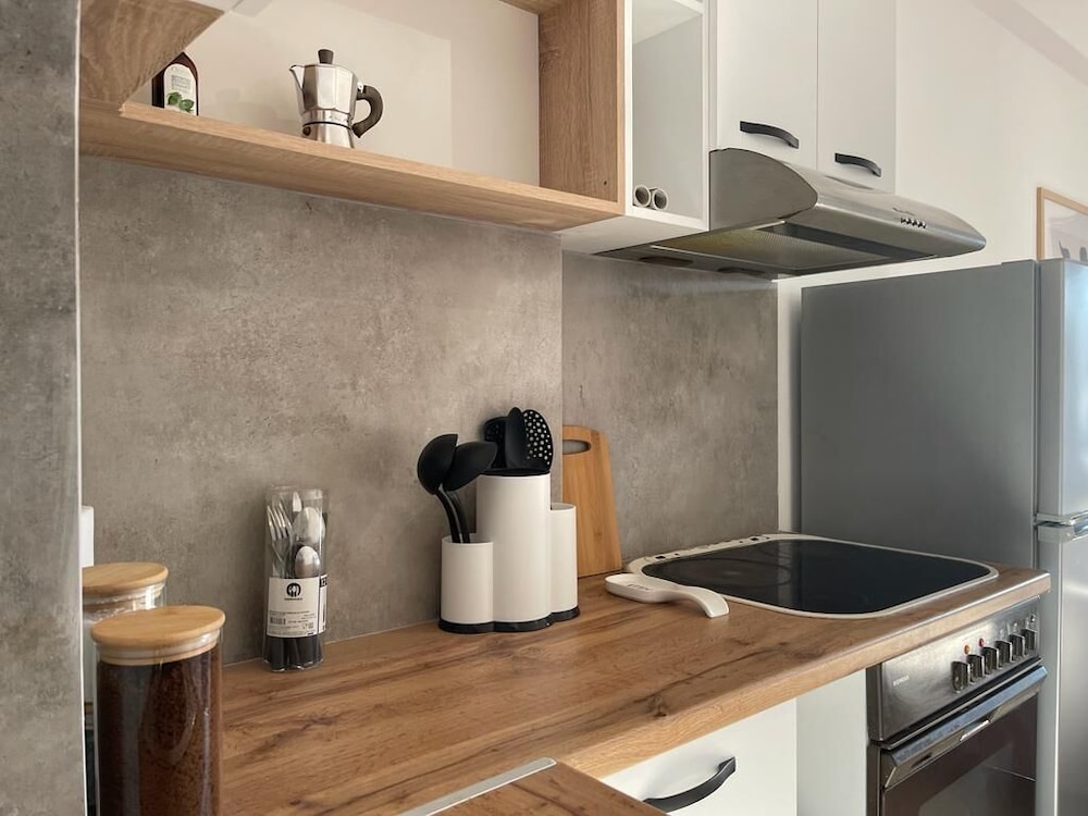 Sunny Apartment