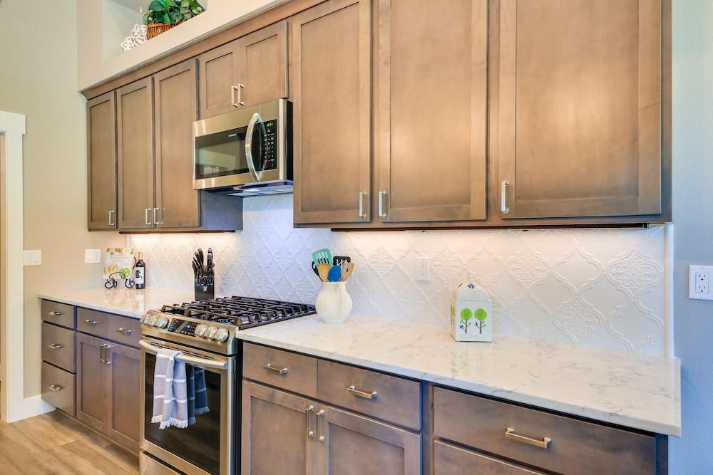 Sandpoint Vacations - Modern Sandpoint Home w/ Lake Pend Oreille View! - Property Image 20