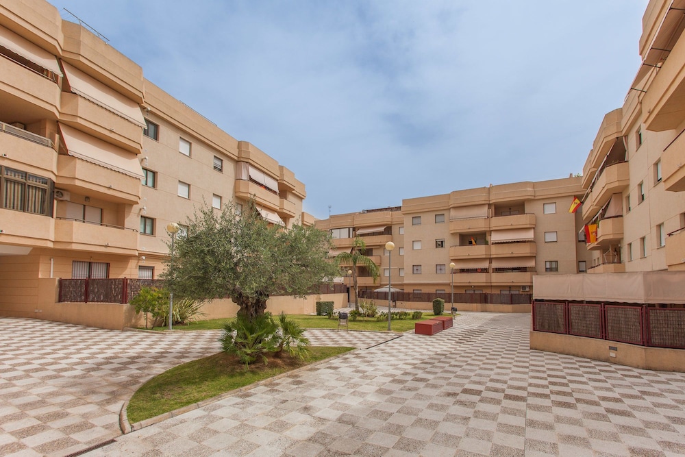 Apartamentos Jardines del Tempul II