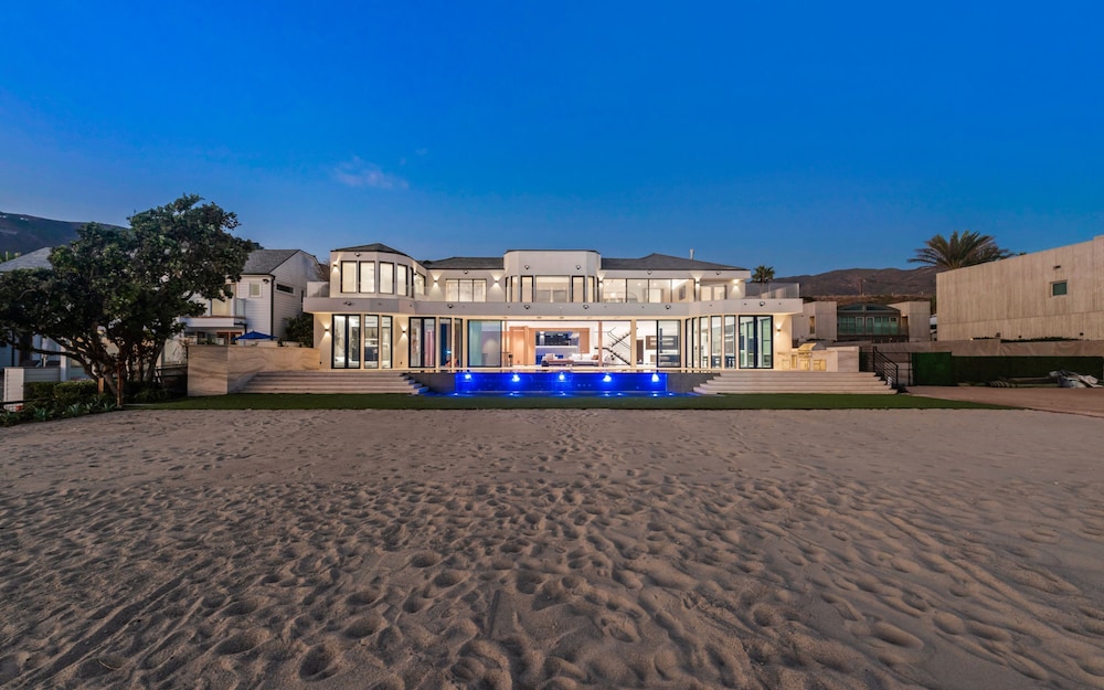 Ultimate Malibu Villa - Property Image 28