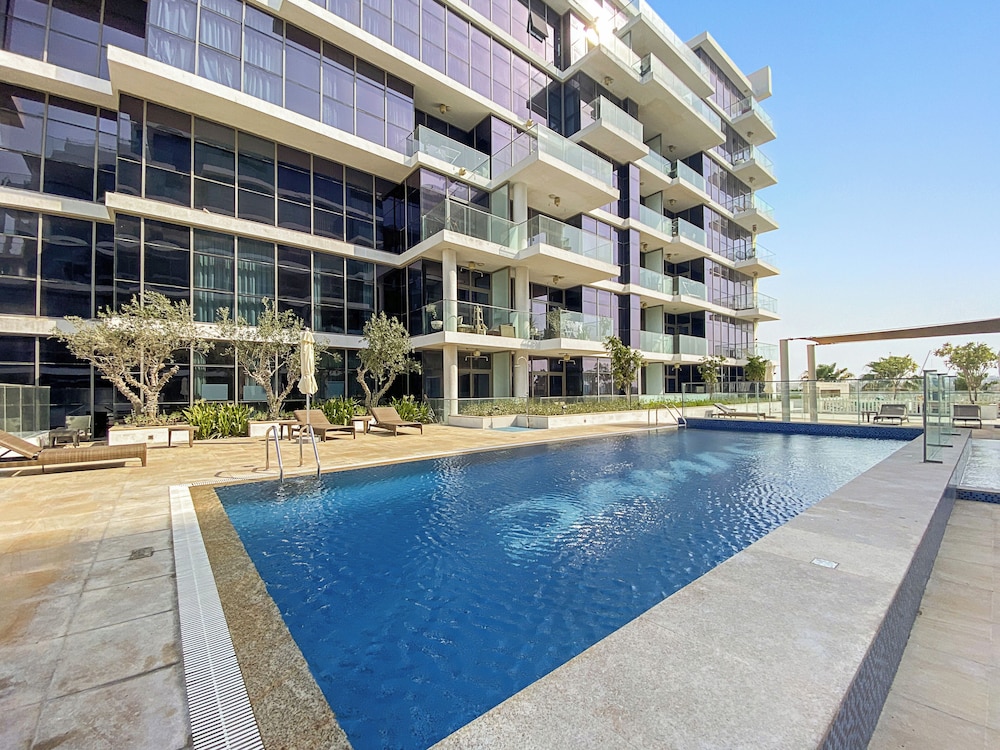 Silkhaus Golf Promenade 3B