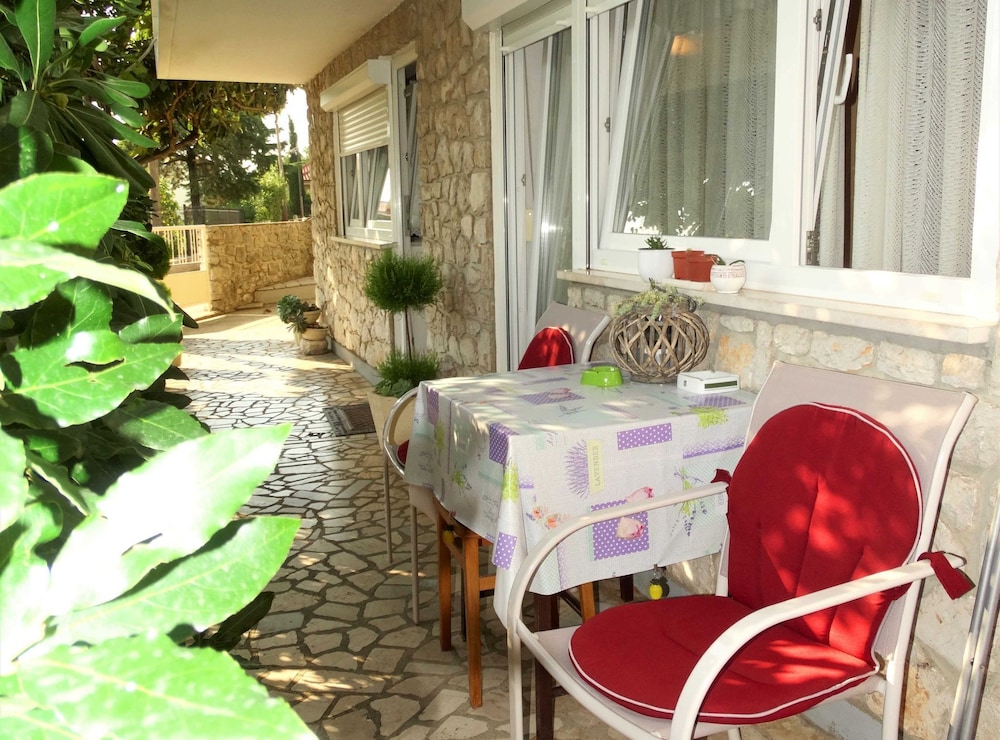 Crikvenica Tranquil and Stylish Apartments With Sea View