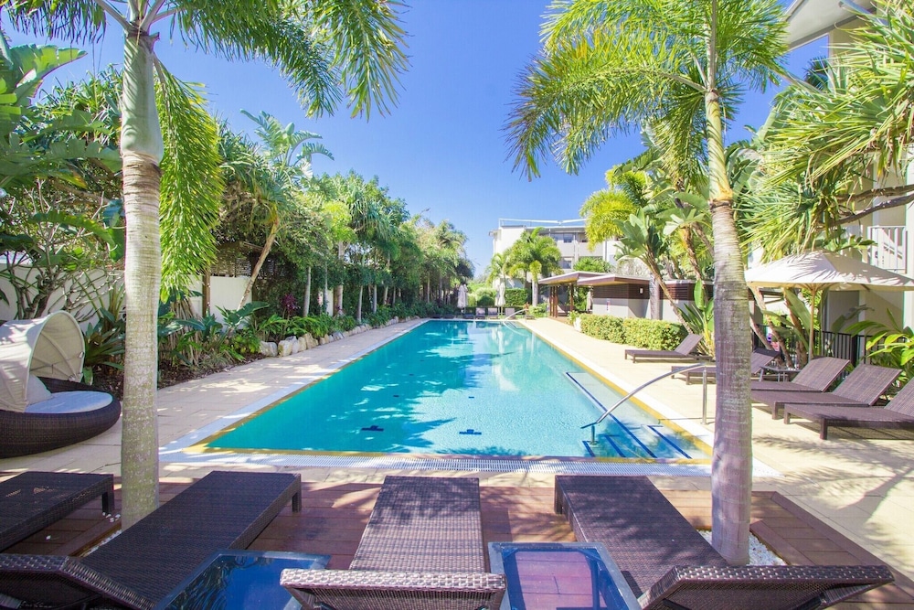 Luxury Apartments on Bells Boulevard