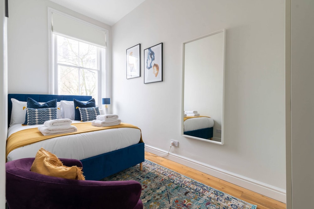 Fantastic Earls Court Flat