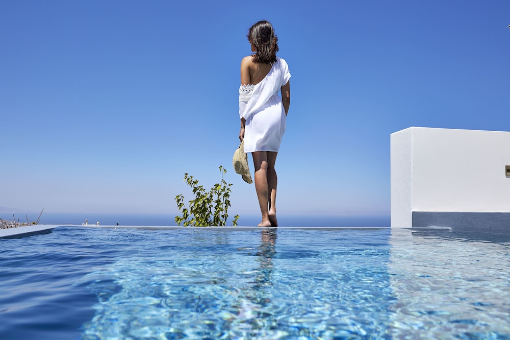 Nova Luxury Suites