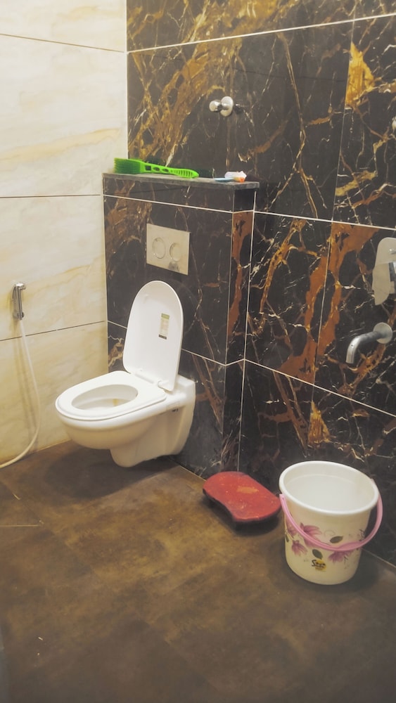 Shreeram guest house