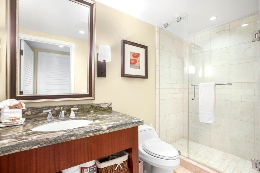 Honua Kai Konea 3 Free Rental Cars KBM Resorts Partial Ocean Views 3 Units, 8 Bedrooms Ml-1457