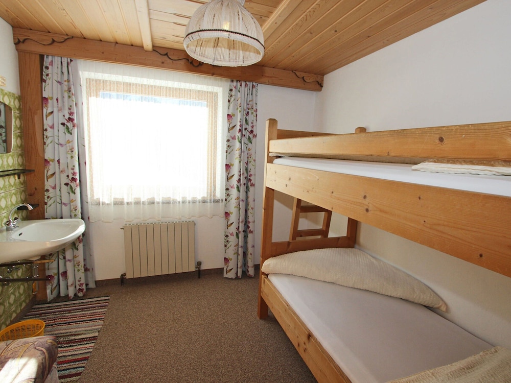 Chalet in Zell am Ziller Near Ski Lift view 5