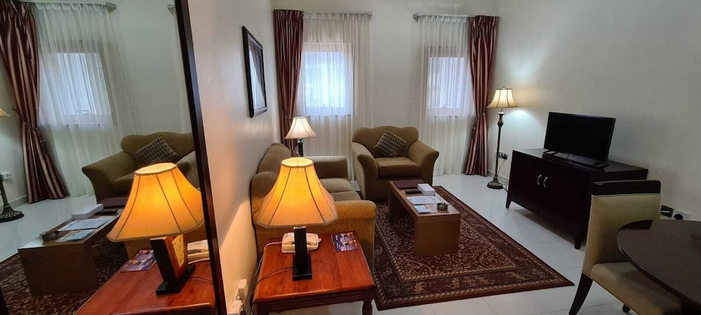Abu Dhabi Vacations - Ivory Hotel Apartment - Property Image 6