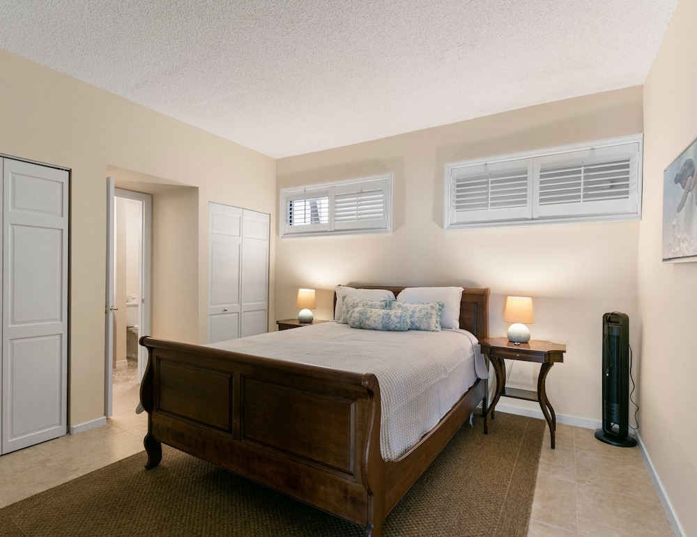 Reflections on the Gulf by Distinctive Beach Rentals