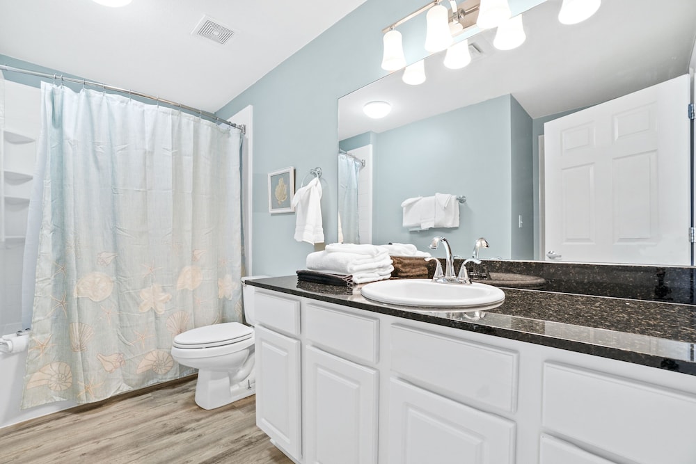 Calypso Beach Resort by Panhandle Getaways
