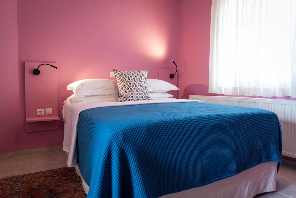 Yasemi of Chios photo 5