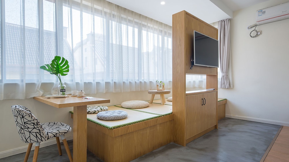 Hangzhou Vacations - Floral Hotel Suya Thousand Islet Lake - Property Image 5