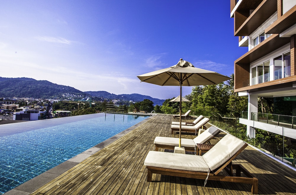 Q Kata Residence