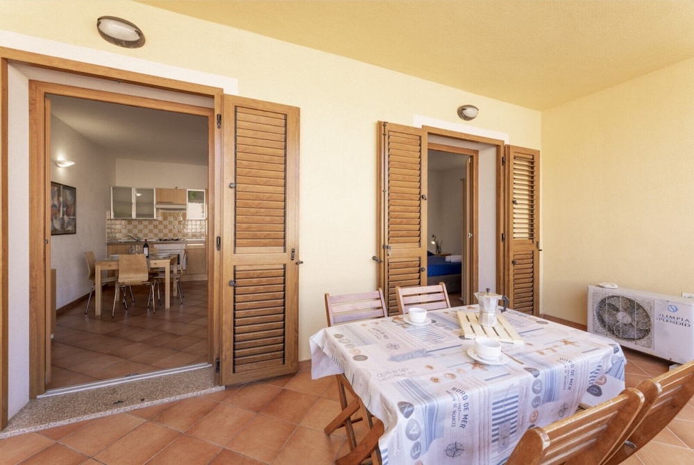 Cristal Blu Apartments In Santa Teresa Gallura
