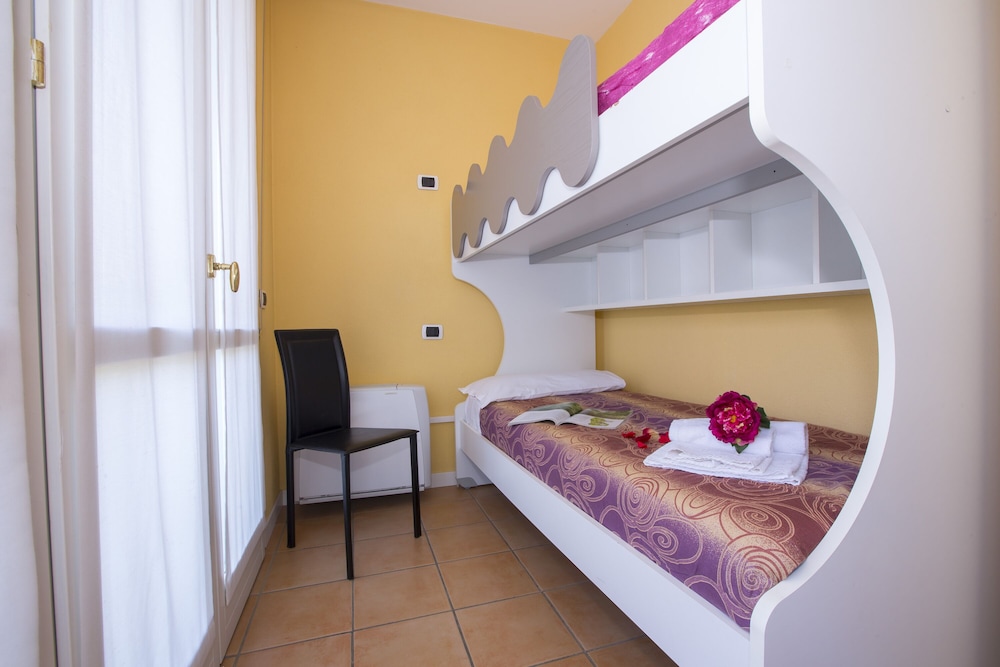 Porto Letizia Deluxe photo 2