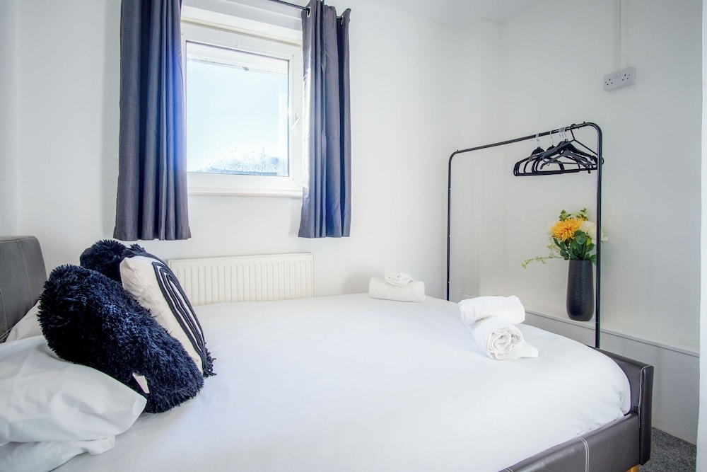 Tyle Teg - 3 Bedroom Holiday Home - Clydach