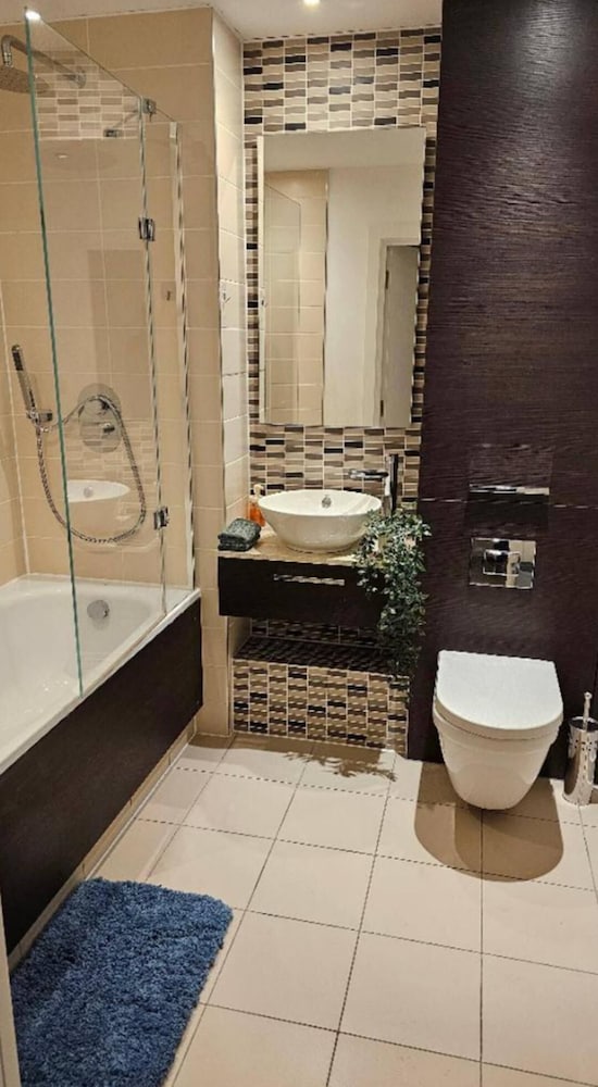 Amazing Flat With City View Near Stratford Station