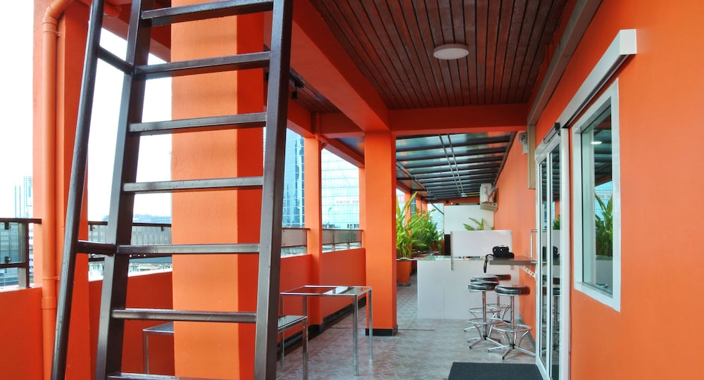 Express Hostel