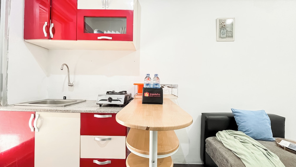 Warm And Homey 2Br Apartment At Green Bay Pluit